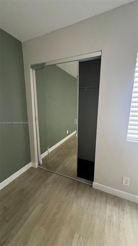 11065 NW 38th Pl, Sunrise, FL 33351