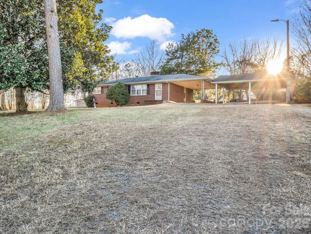 160 Puzzle Creek Road, Bostic, NC 28018