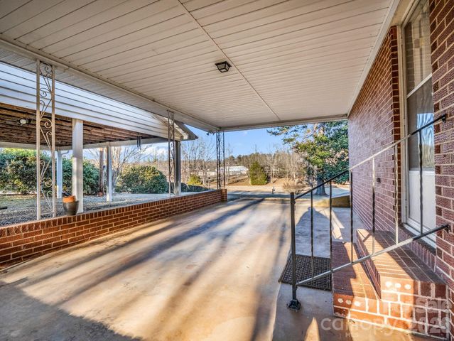 160 Puzzle Creek Road, Bostic, NC 28018