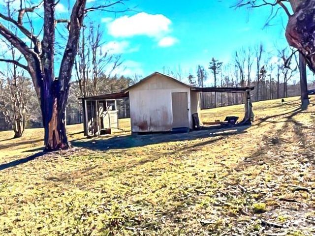 160 Puzzle Creek Road, Bostic, NC 28018