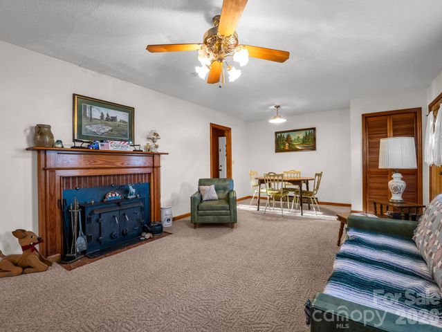 160 Puzzle Creek Road, Bostic, NC 28018