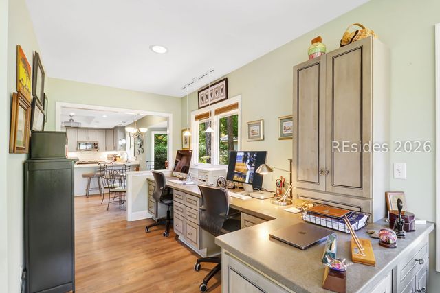 67 Dolphin Head Dr, Hilton Head Island, SC 29926