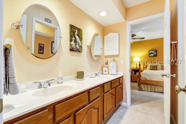 67 Dolphin Head Dr, Hilton Head Island, SC 29926