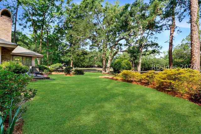 67 Dolphin Head Dr, Hilton Head Island, SC 29926