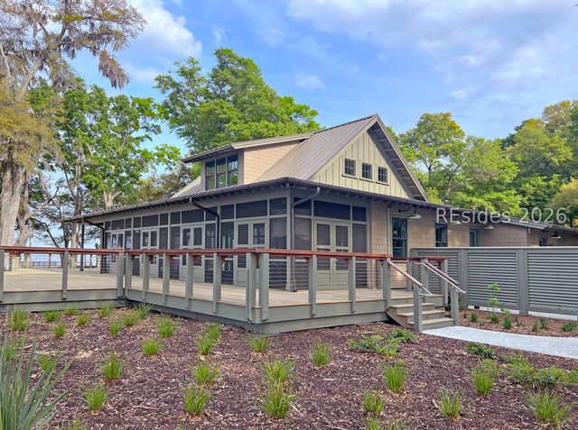 67 Dolphin Head Dr, Hilton Head Island, SC 29926