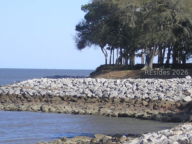 67 Dolphin Head Dr, Hilton Head Island, SC 29926