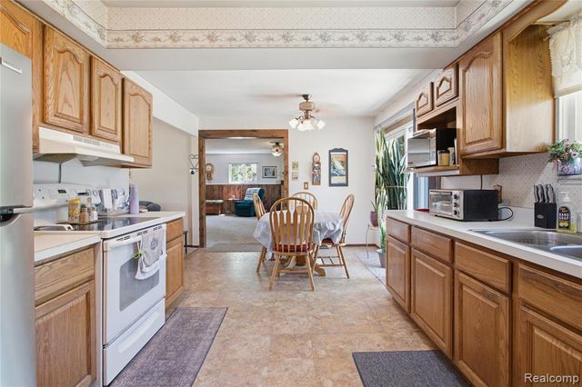 47395 Dequindre Road, Rochester Hills, MI 48307