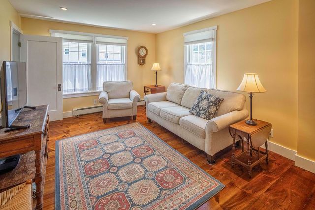 6 Chesley Street, Dover, NH 03820