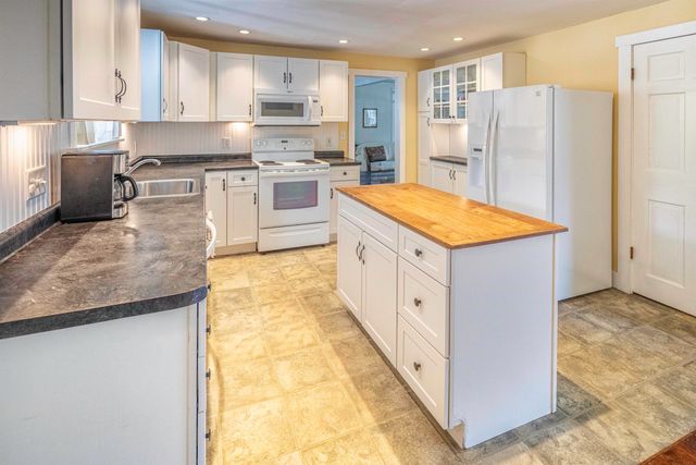 6 Chesley Street, Dover, NH 03820
