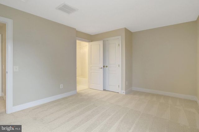 6276 KINGFISHER LN, Alexandria, VA 22312