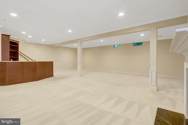 6276 KINGFISHER LN, Alexandria, VA 22312