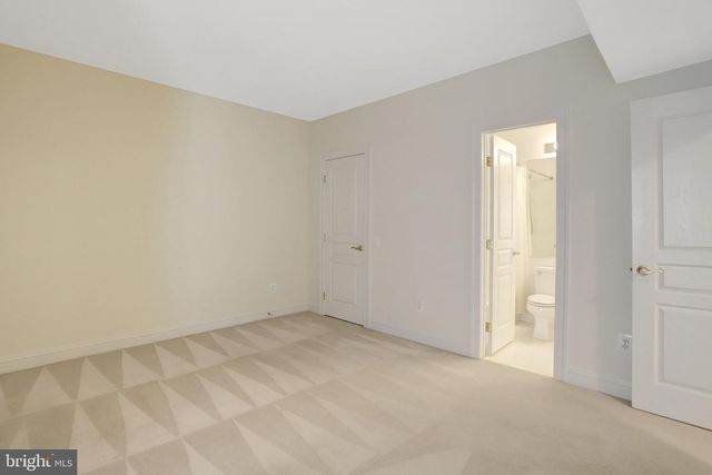 6276 KINGFISHER LN, Alexandria, VA 22312