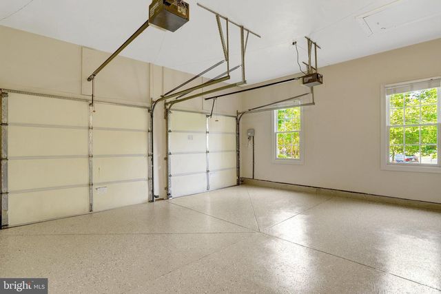 6276 KINGFISHER LN, Alexandria, VA 22312