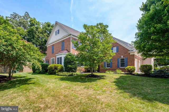 6276 KINGFISHER LN, Alexandria, VA 22312