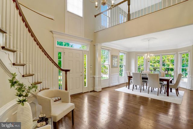 6276 KINGFISHER LN, Alexandria, VA 22312