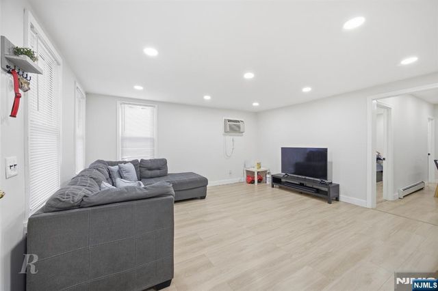 15 Storig Avenue 1, Closter, NJ 07624