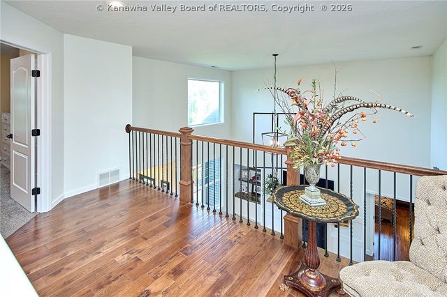 320 Sundown Ridge Road, South Charleston, WV 25309