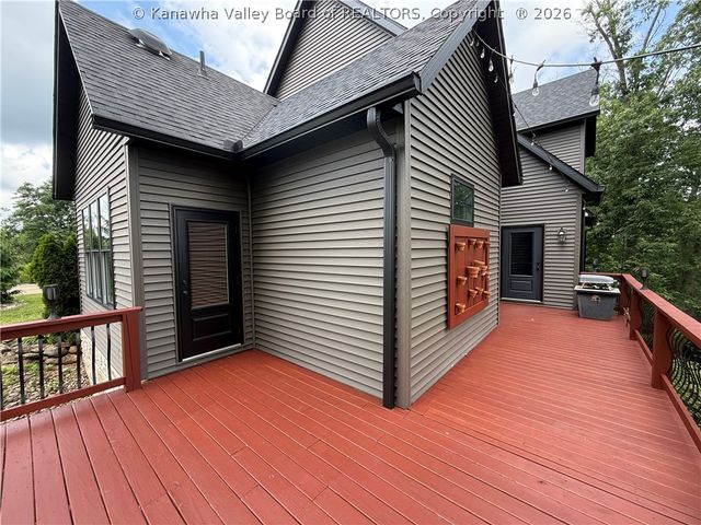 320 Sundown Ridge Road, South Charleston, WV 25309