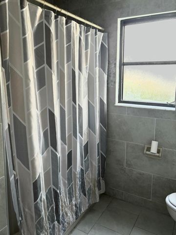 1410 NW 93rd Terrace, Coral Springs, FL 33071