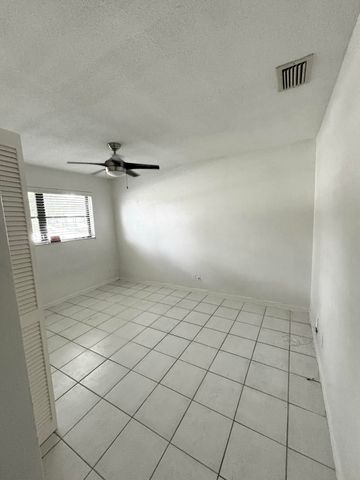 1410 NW 93rd Terrace, Coral Springs, FL 33071