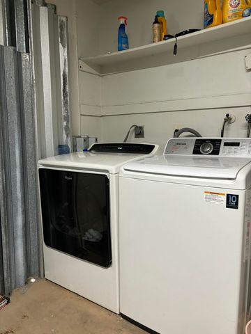 1410 NW 93rd Terrace, Coral Springs, FL 33071