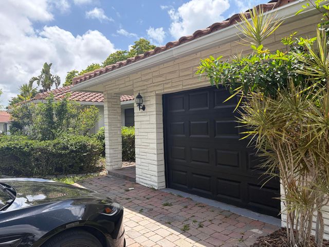 1410 NW 93rd Terrace, Coral Springs, FL 33071