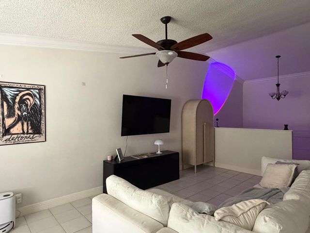 1410 NW 93rd Terrace, Coral Springs, FL 33071