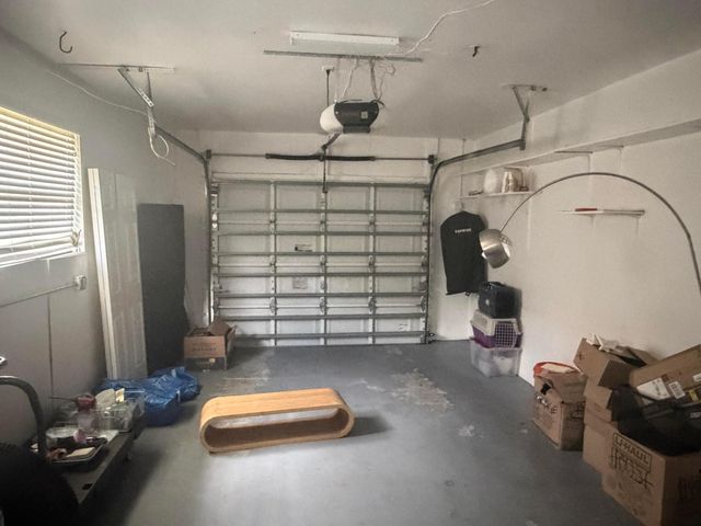 1410 NW 93rd Terrace, Coral Springs, FL 33071