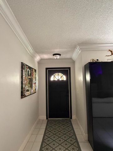 1410 NW 93rd Terrace, Coral Springs, FL 33071