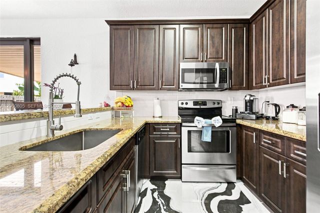13650 SW 272nd Ter, Homestead, FL 33032
