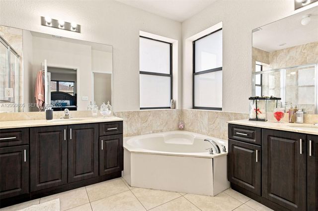 13650 SW 272nd Ter, Homestead, FL 33032