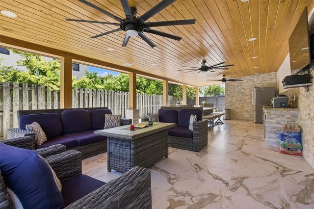 13650 SW 272nd Ter, Homestead, FL 33032