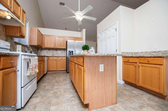 226 Hampton Oaks Circle, Villa Rica, GA 30180