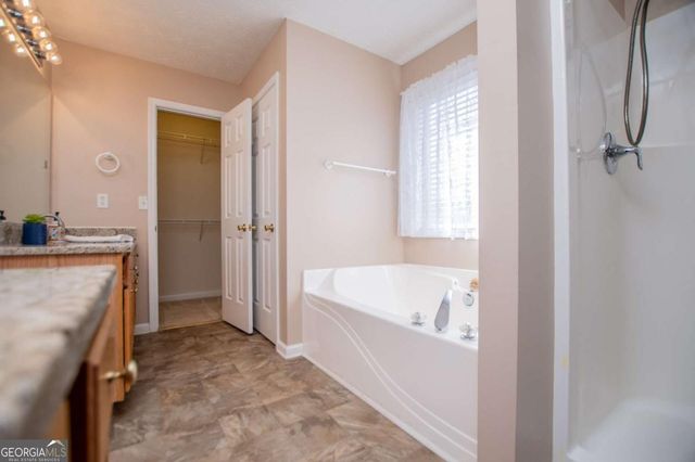 226 Hampton Oaks Circle, Villa Rica, GA 30180