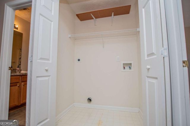 226 Hampton Oaks Circle, Villa Rica, GA 30180