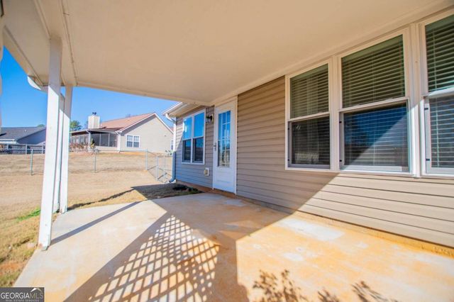 226 Hampton Oaks Circle, Villa Rica, GA 30180