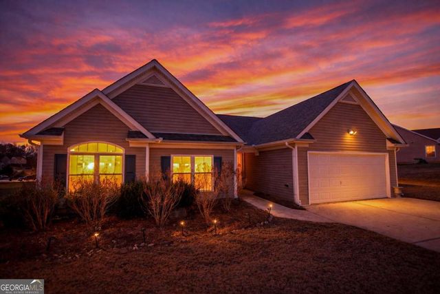 226 Hampton Oaks Circle, Villa Rica, GA 30180