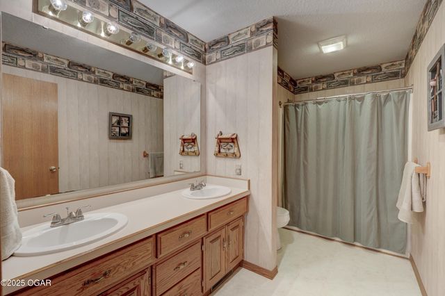 9960 CR 215, Webb City, MO 64870