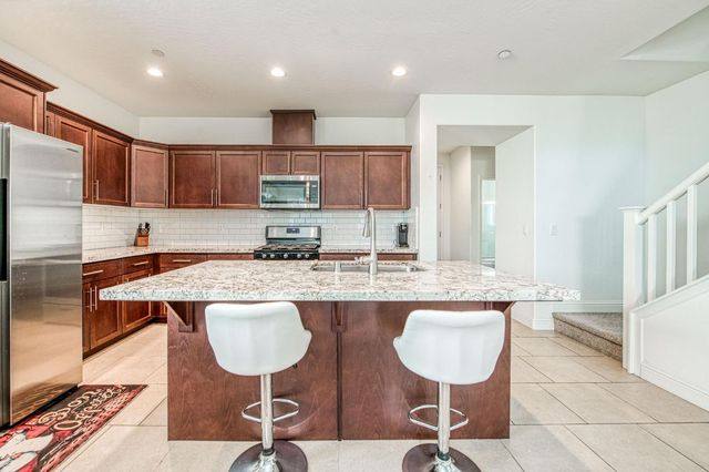 3852 Morris Avenue, Clovis, CA 93619