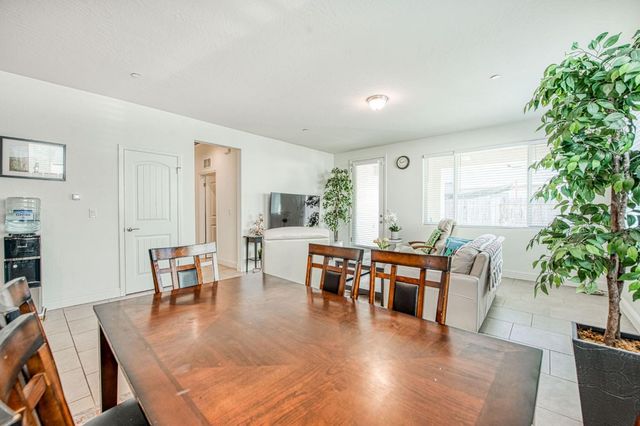 3852 Morris Avenue, Clovis, CA 93619