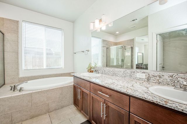 3852 Morris Avenue, Clovis, CA 93619