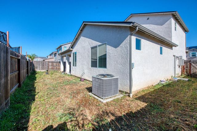 3852 Morris Avenue, Clovis, CA 93619