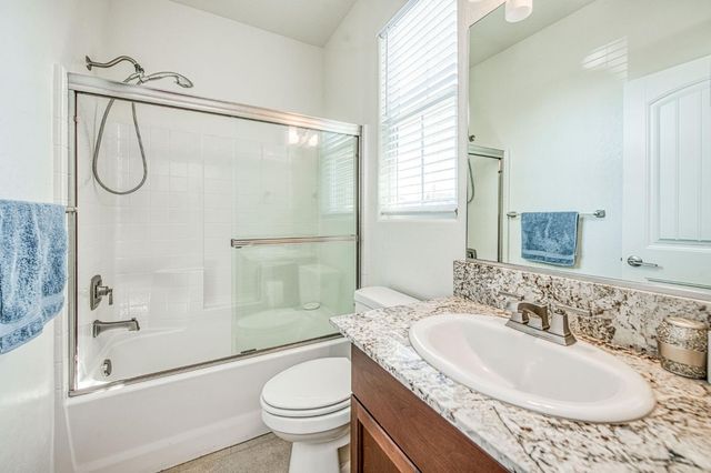 3852 Morris Avenue, Clovis, CA 93619