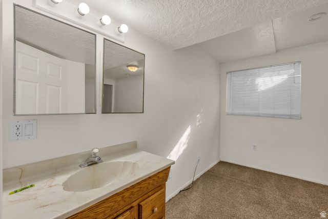 2321 W HARVEST LN, West Jordan, UT 84084