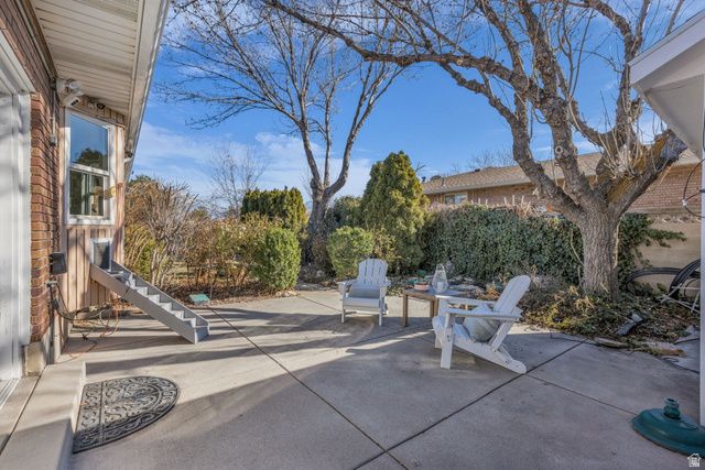 2321 W HARVEST LN, West Jordan, UT 84084