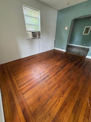 3545 Admiral Drive, North Charleston, SC 29405