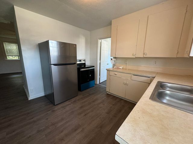 3545 Admiral Drive, North Charleston, SC 29405