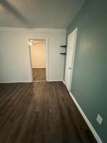 3545 Admiral Drive, North Charleston, SC 29405