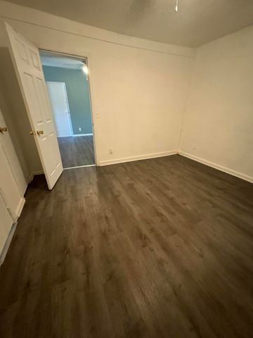 3545 Admiral Drive, North Charleston, SC 29405