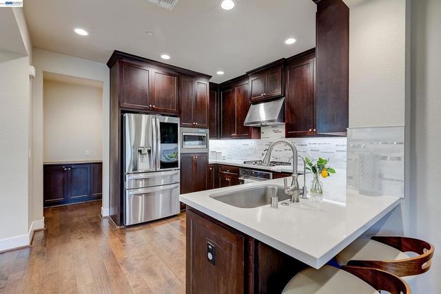 716 TRANQUILITY CIR 1, Livermore, CA 94551